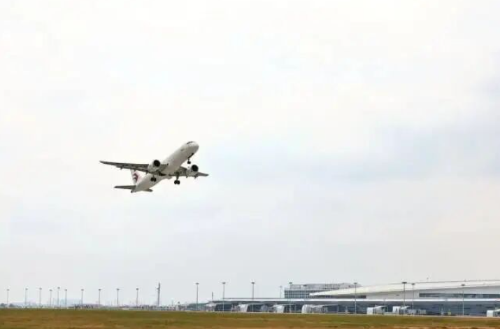 从T1到T3,变化的不仅是航站楼的规模,更是广州城市发展的维度与格局。