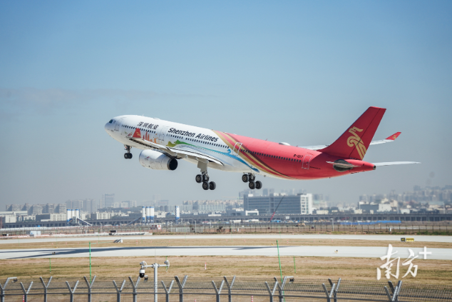 经济大省挑大梁 | 出圈了！大湾区世界级机场群为什么能成为流量王？